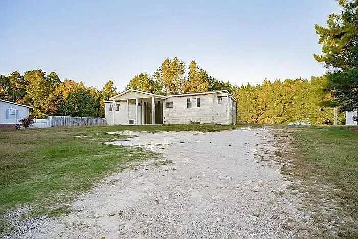 117 E River Rd - Photo 3 of 10