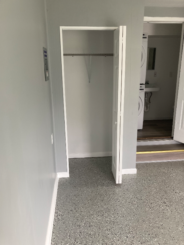 165 Randall Ave - Photo 5 of 18