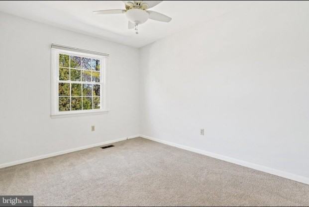 6360 Silver Ridge Cir - Photo 6 of 12