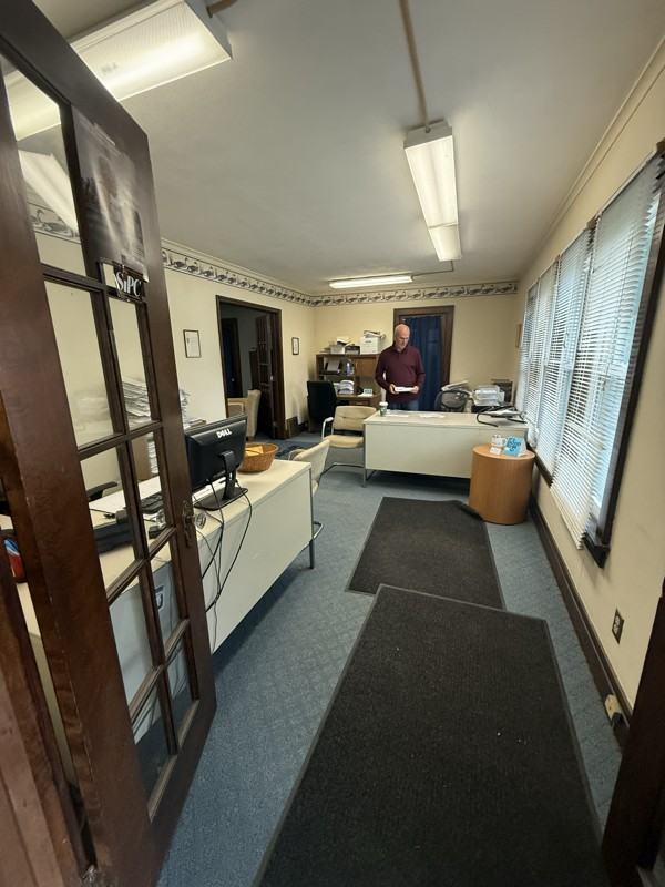 7083 E Genesee St - Photo 3 of 9