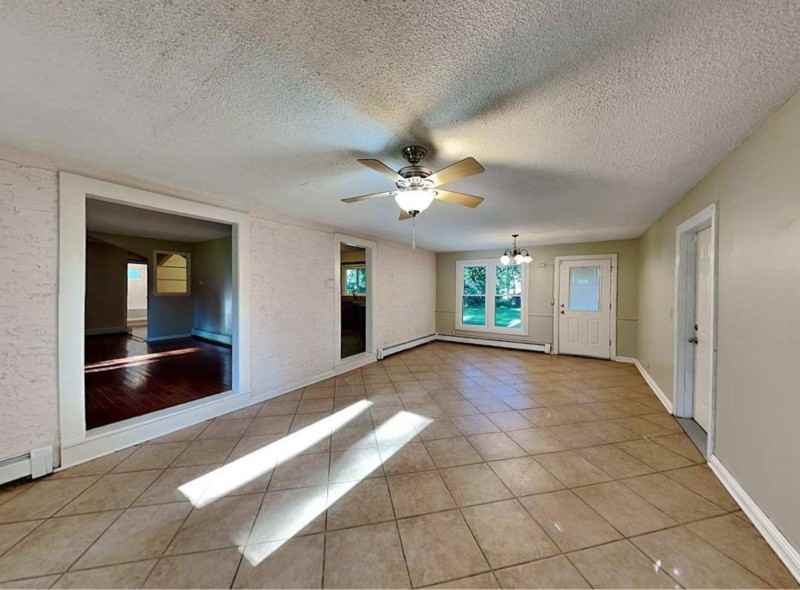 10904 Irwin Ave S - Photo 2 of 13