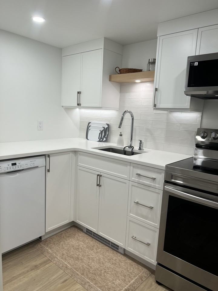 2106 Sutherland Road - Photo 3 of 10