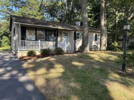 featured image of 42 Briarwood Dr