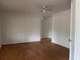 102 N Circle Dr - Photo 1 of 1