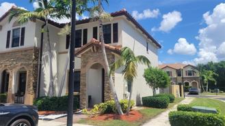 3223 Se 4th Ct - Photo 1 of 1