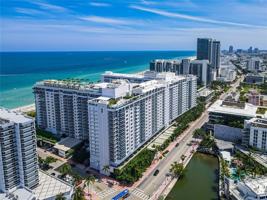 featured image of 2301 Collins Ave #542
