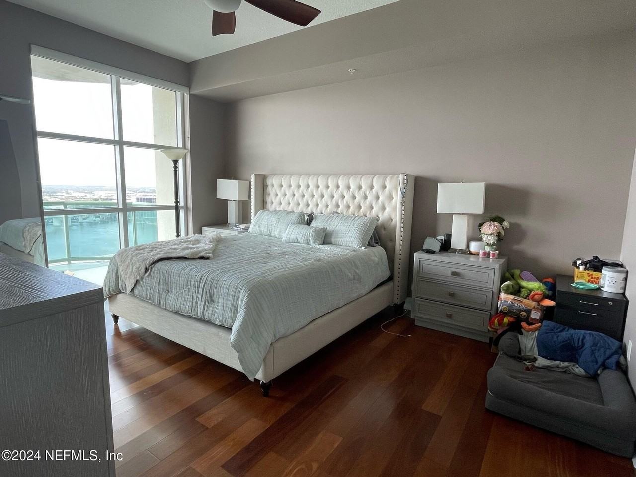 1431 Riverplace Blvd Apt 3302 #3302 - Photo 4 of 8