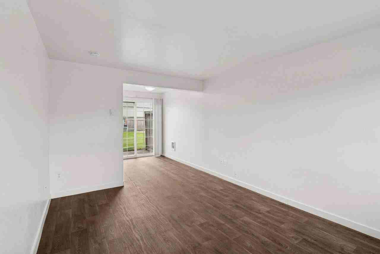 Evergreen Townhouses - Photo 2 of 14