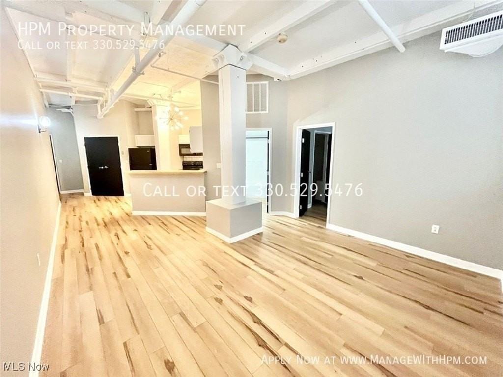 1133 West 9th Street #117 - Photo 2 of 11