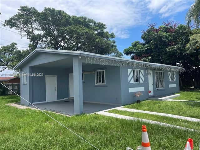 11751 Southwest 190th Terrace - Photo 2 of 12