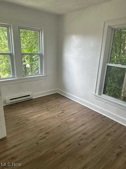 161 Fernwood Street - Photo 7 of 11