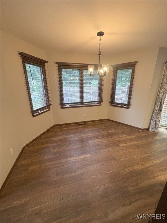 24 Bywater Dr - Photo 6 of 28