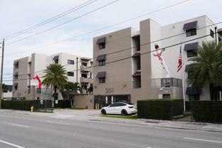 211 Nw 72nd Ave - Photo 1 of 1