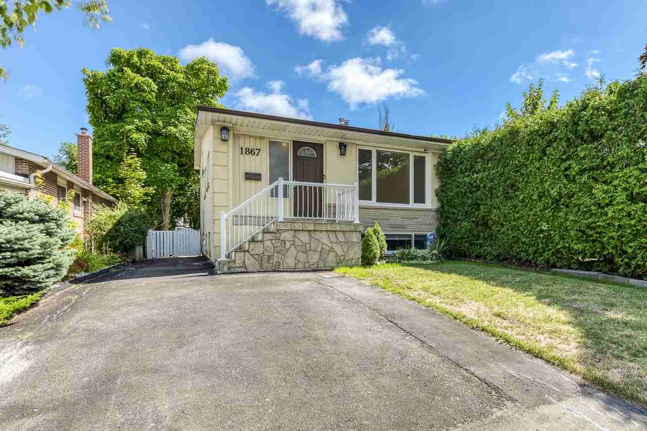 1867 Sandgate Crescent #1 - Photo 3 of 29