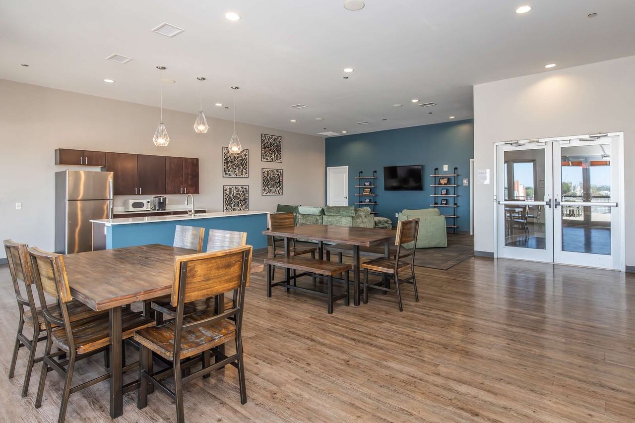 Heer's Luxury Living Lofts - Photo 7 of 41