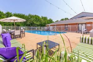 featured image of 1625 S Marion Ave