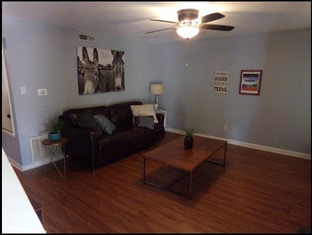 7301 Indiana Ave #B - Photo 5 of 10