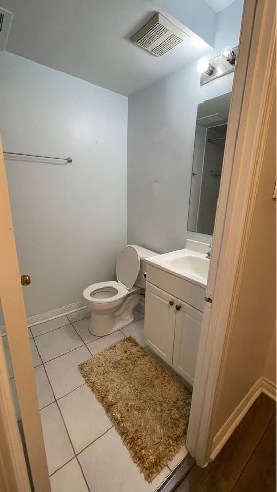 Dupont St & Dundas St W - Photo 4 of 9