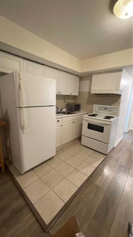 Dupont St & Dundas St W - Photo 6 of 9