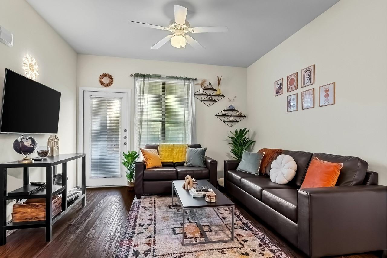 The Connection at Athens - Photo 4 of 32