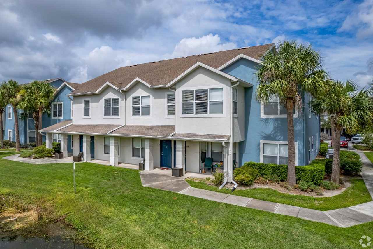 Calais Park Apartments - Photo 2 of 50