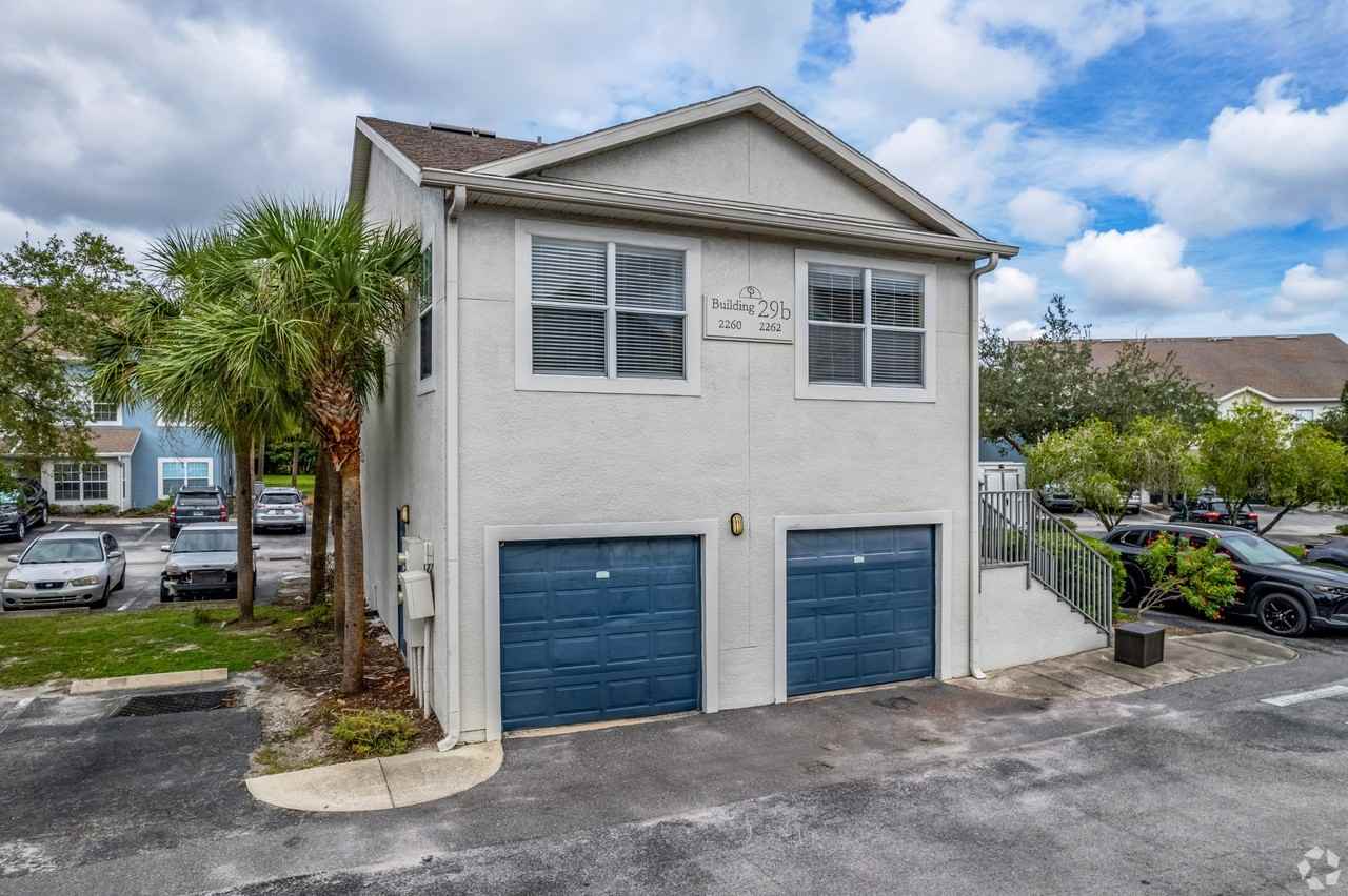 Calais Park Apartments - Photo 5 of 50