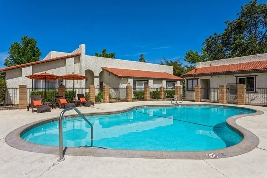 Montecito - Photo 5 of 15