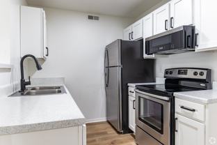 Hilliard Station Apartments - Photo 1 of 1