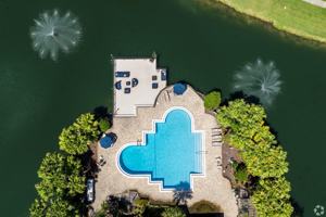 featured image of 4711 S Himes Ave