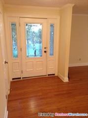 320 Tigris Way - Photo 3 of 11