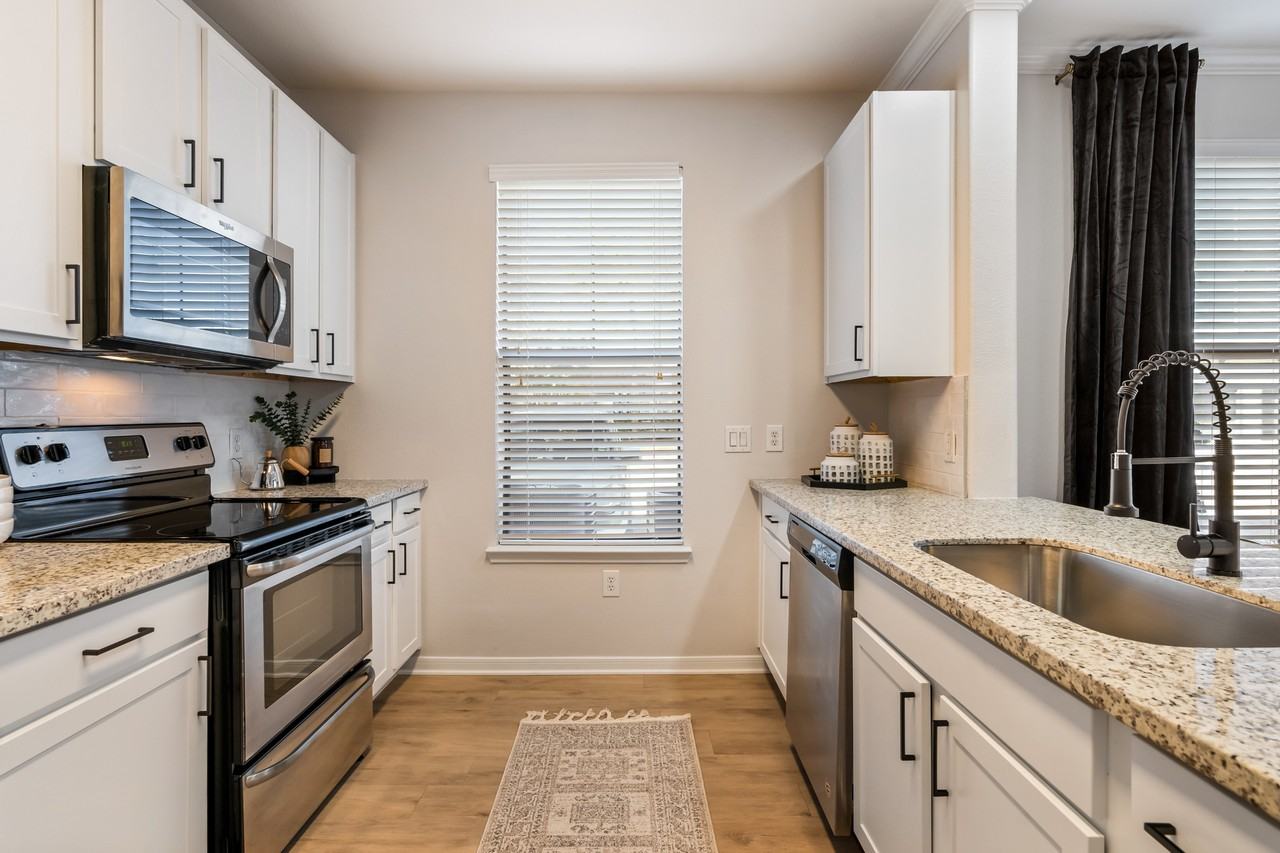 Evergreen at Sterling Ridge - Photo 2 of 50