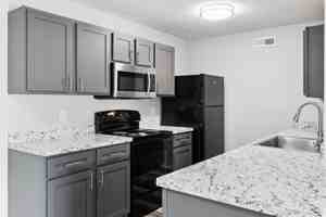 featured image of 1919 Georgesville Rd