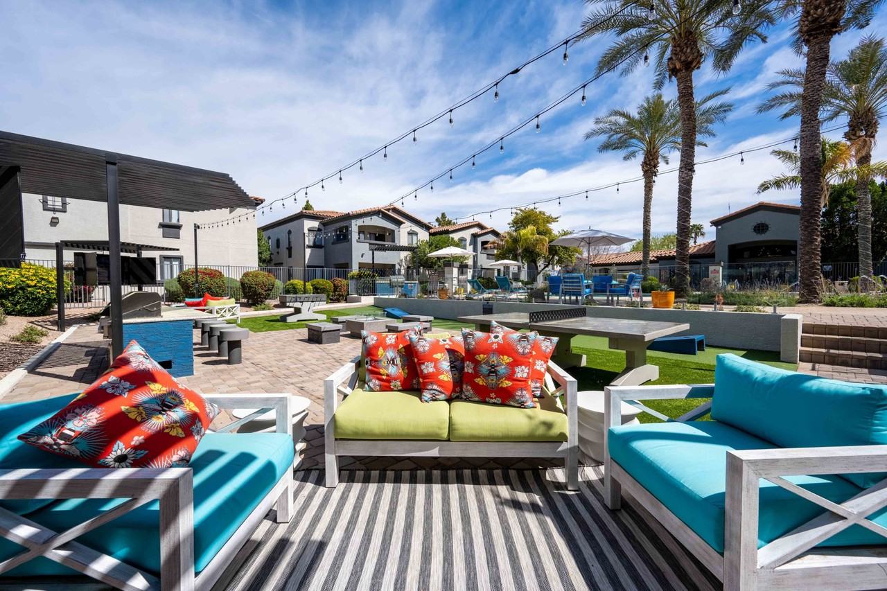 Estrella Gateway - Photo 7 of 49