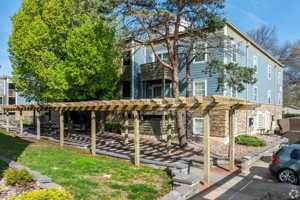 featured image of 7843 Riley St