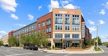 featured image of 6200 N Kings Hwy