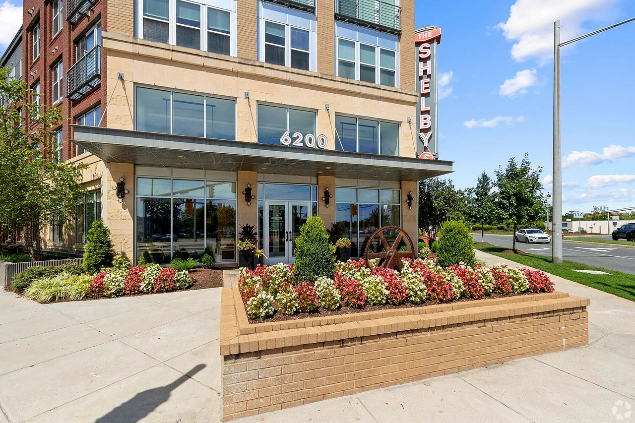 The Shelby - Photo 2 of 41