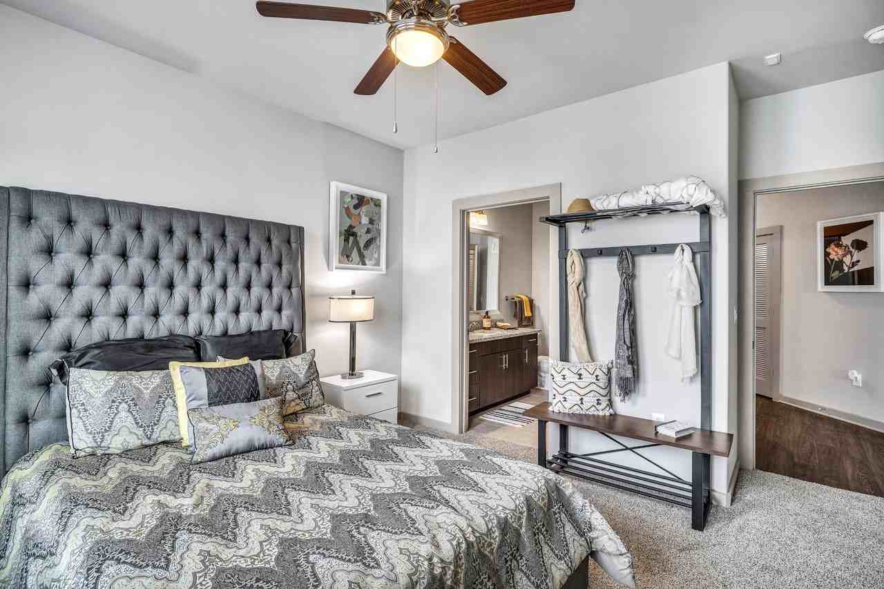 The Peri on Westheimer - Photo 6 of 49