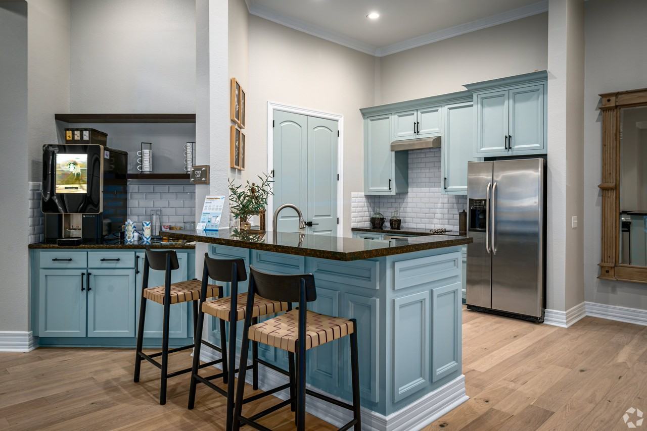 Villas at Hermann Park - Photo 7 of 50