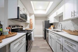 featured image of 12211 N Paradise Village Pkwy S