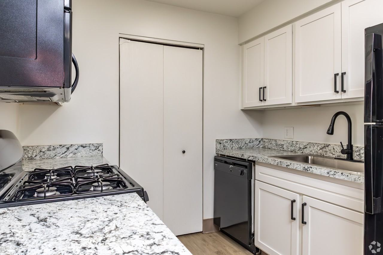 Aspire - Photo 3 of 40