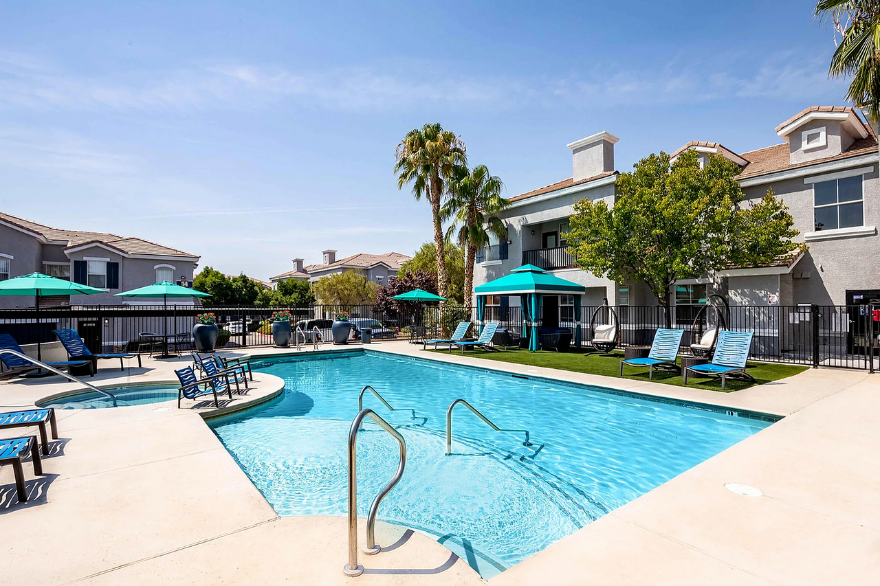 The Willows at Town Center - Photo 4 of 42