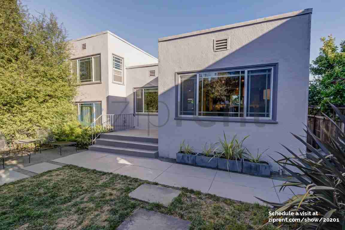 1338 Parker St - Photo 4 of 23