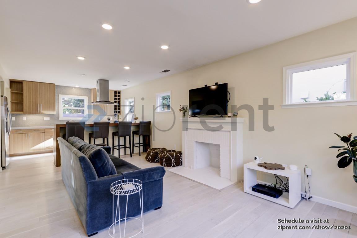1338 Parker St - Photo 7 of 23