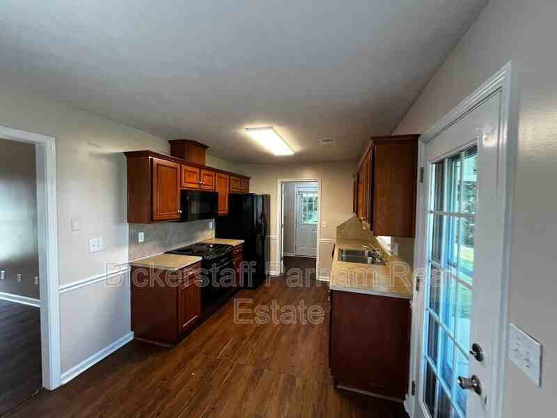 822 Lee Road 219 - Photo 7 of 21