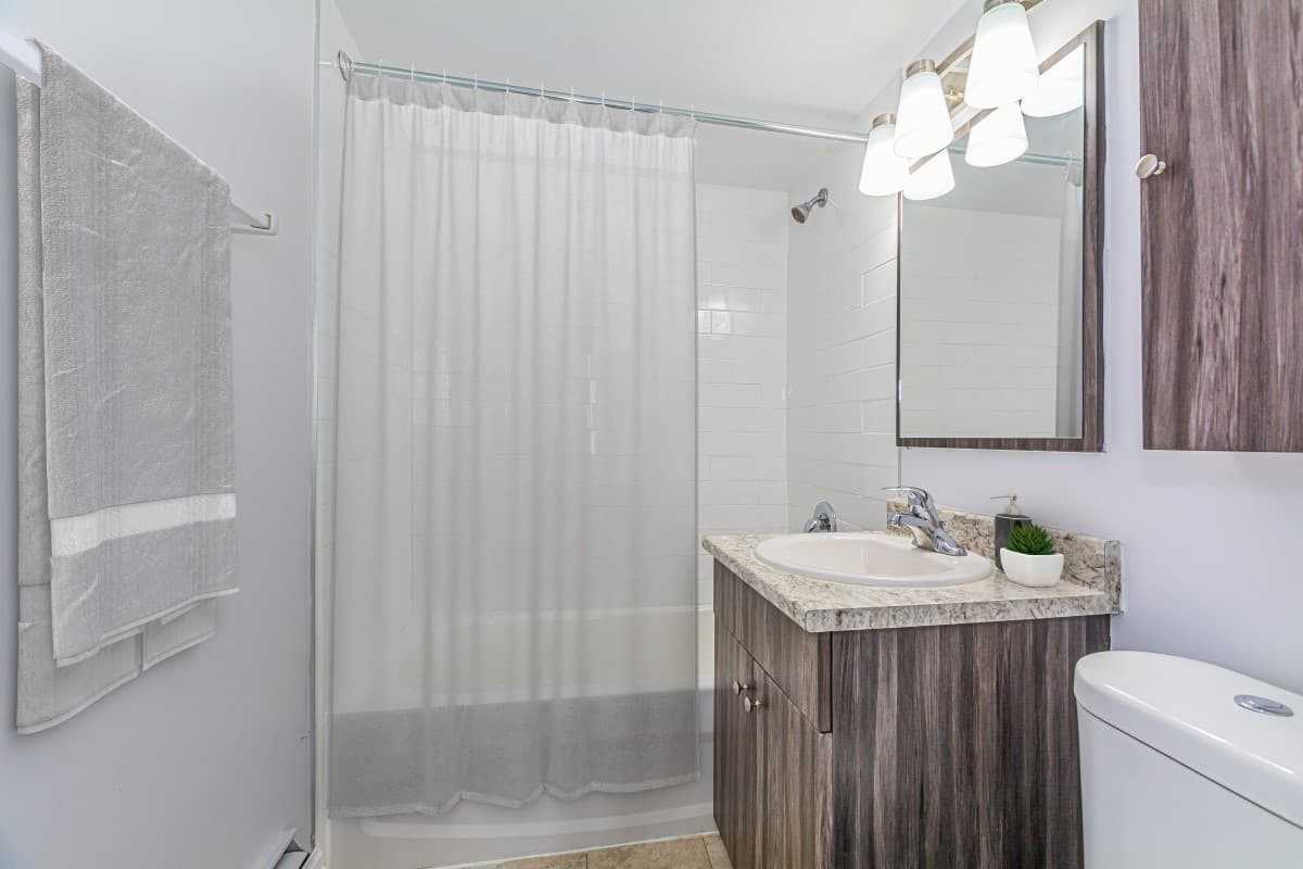 Garneau Towers Apartments - Photo 6 of 17