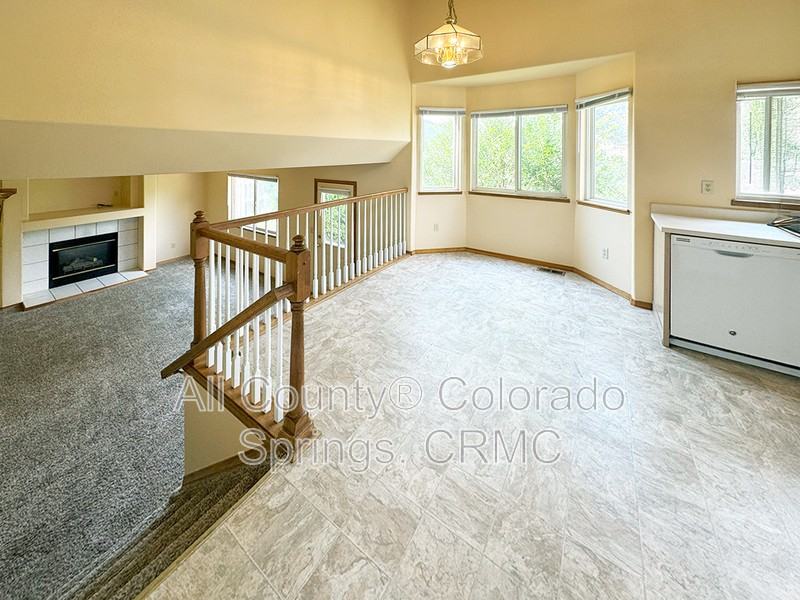 759 Descendant Dr - Photo 6 of 30