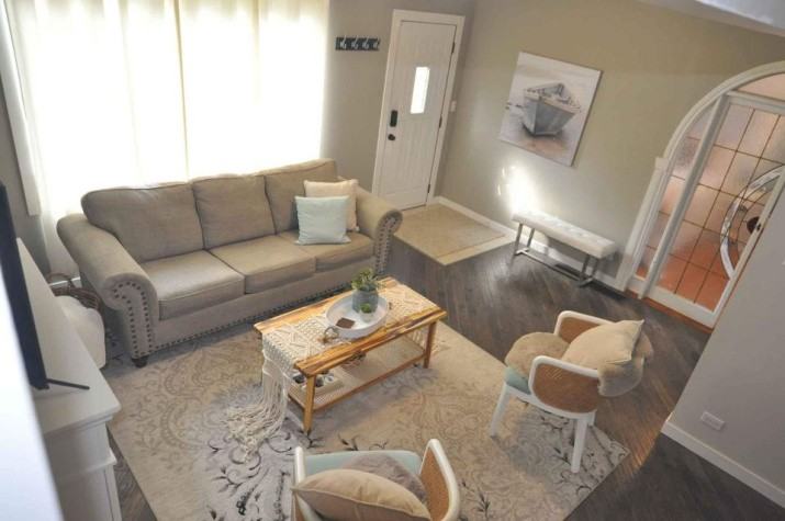 Furnished Short Term Rental Main Floor Suite! - Photo 3 of 11