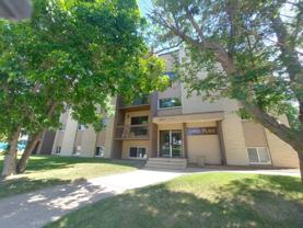 Beautiful 1 Bedroom Unit in Parkvale! - Photo 1 of 1