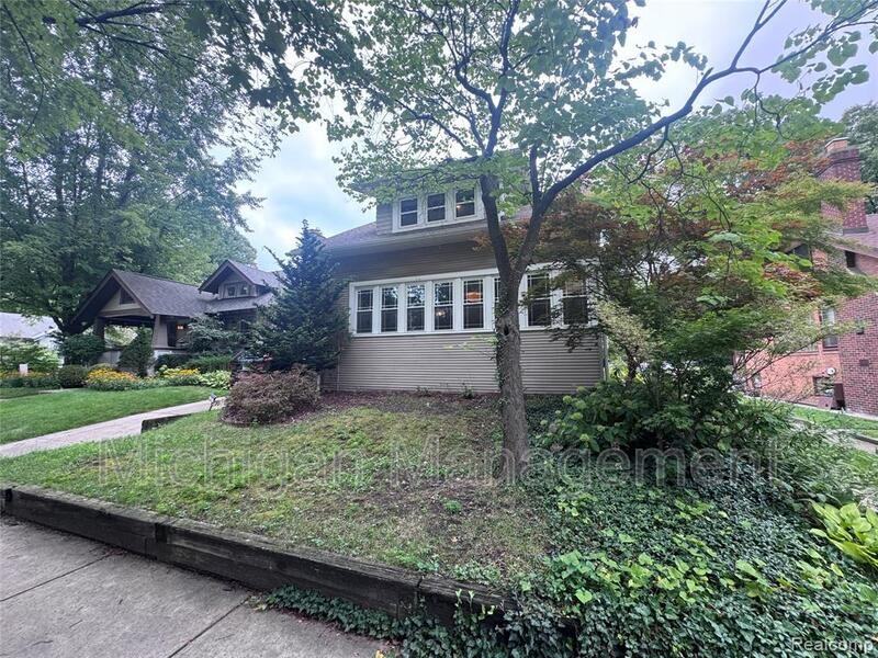 37 Devonshire Rd - Photo 3 of 37