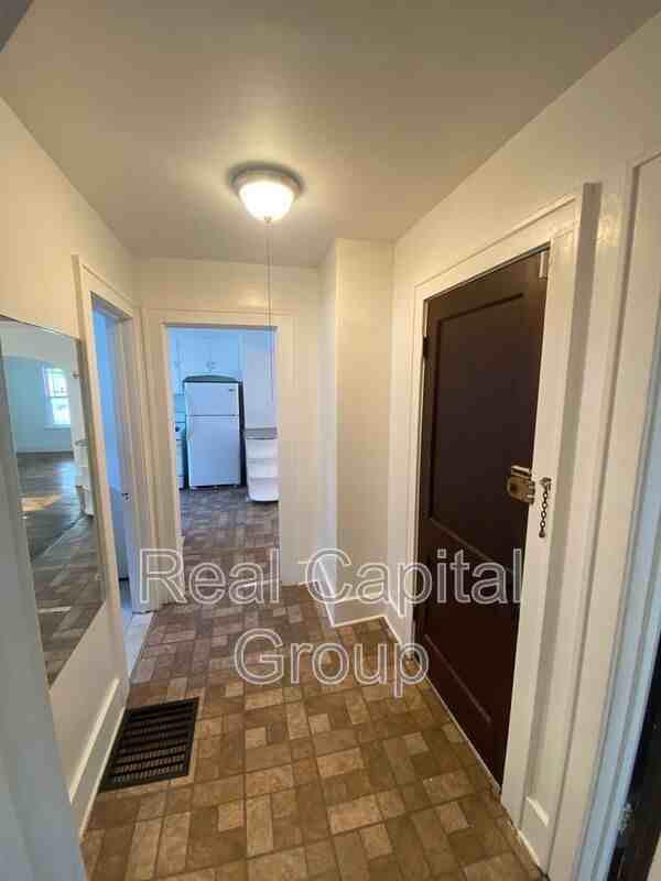 511 Shirley Ave - Photo 6 of 17